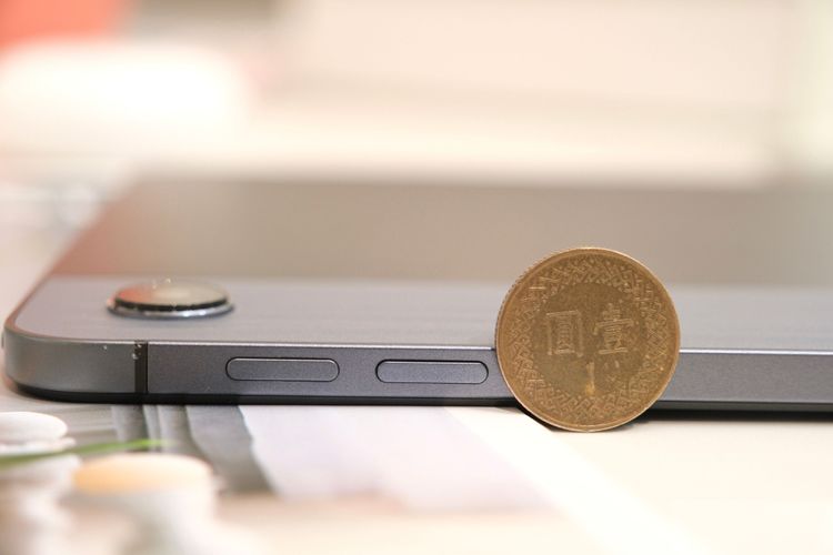 OPPO Pad Air厚僅6.94mm重440克。陳志淵攝