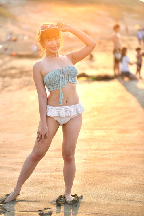 「呼拉圈阿姨」常在TikTok 上傳許多搞笑影片。陳志淵攝