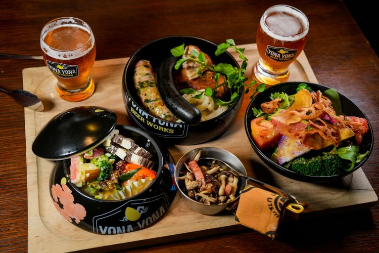 房客限定「赤YONA宴ボール」套餐（每套3500日圓）。田欣雲攝