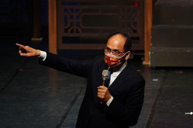 游錫堃說宜蘭有豐富的抗日、追求民主的人物故事可供蘭陽戲劇團創作。林泊志攝