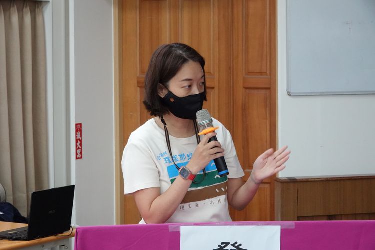 宜蘭環保聯盟理事長孫博萮反對高鐵興建，認為交通部規劃思維錯誤。林泊志攝