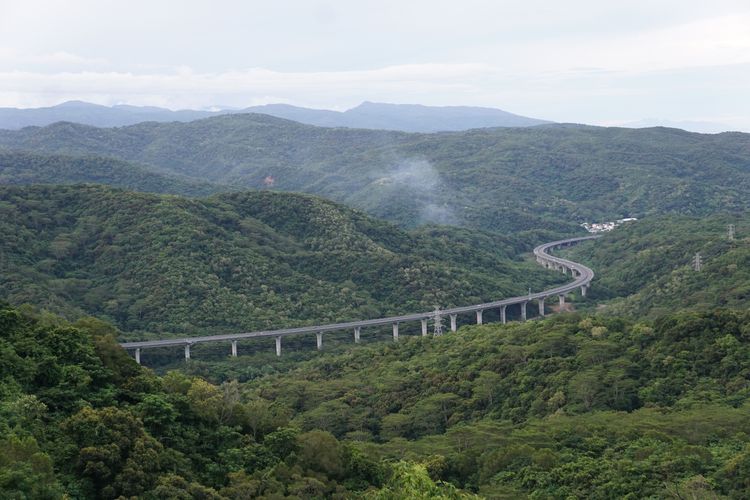 屏南快速道路將由楓港串聯台9南迴公路，形成快捷公路路網。羅琦文攝