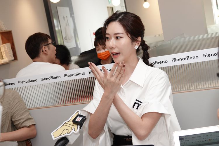 張景嵐當自家保養品的白老鼠。陳德興攝