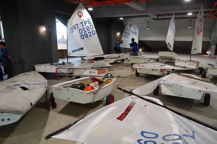 宜蘭縣豆腐岬帆船訓練基地1樓作為艇庫使用。林泊志攝