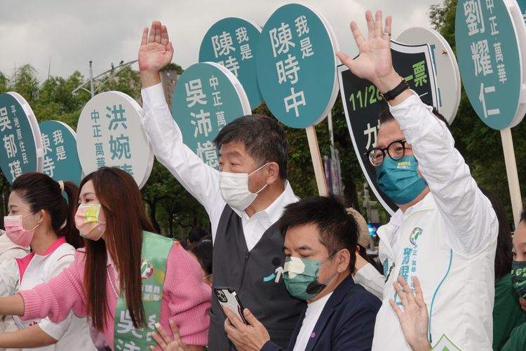 陳時中（中）對於韓流是否再起拭目以待。陳德興攝