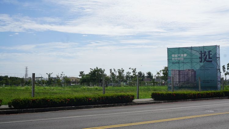 無論小港、大寮、岡山版的農16特區，房價在區段均屬高價行情。葉家銘攝