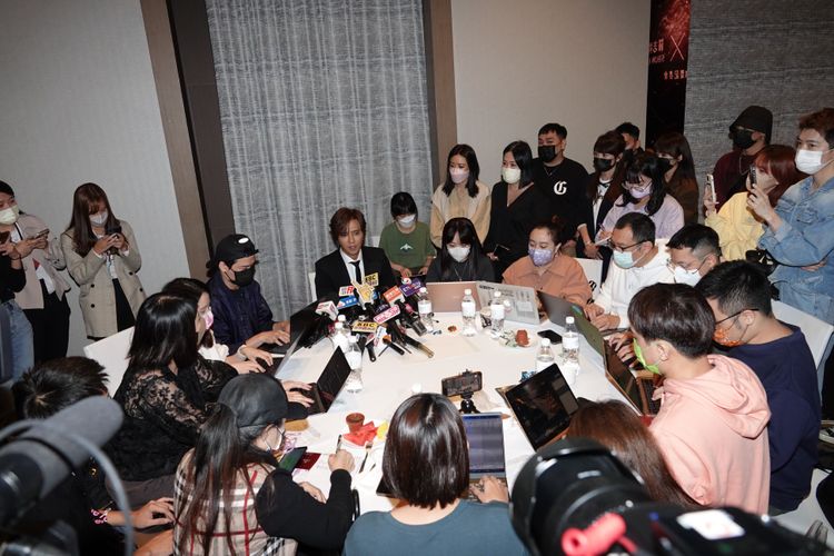 羅志祥一一回應媒體提問。陳德興攝