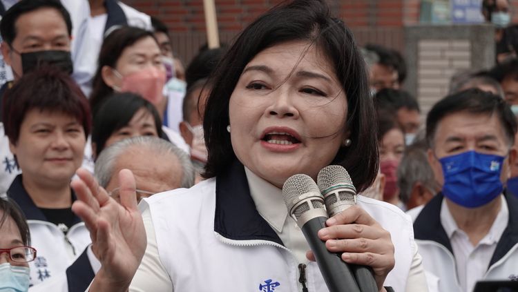 張麗善與先生張永成名下有11筆土地、6棟房子。資料照片