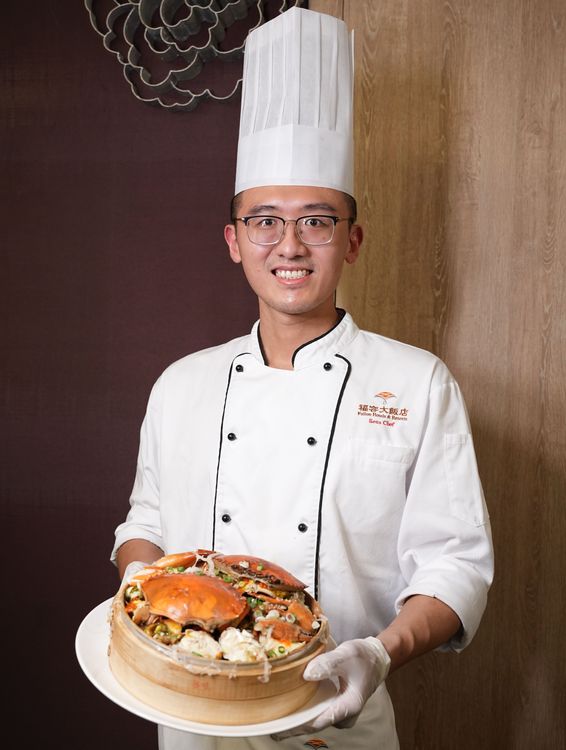 福容大飯店福隆館請來王曜瑞掌杓推出每日限定的私廚料理。