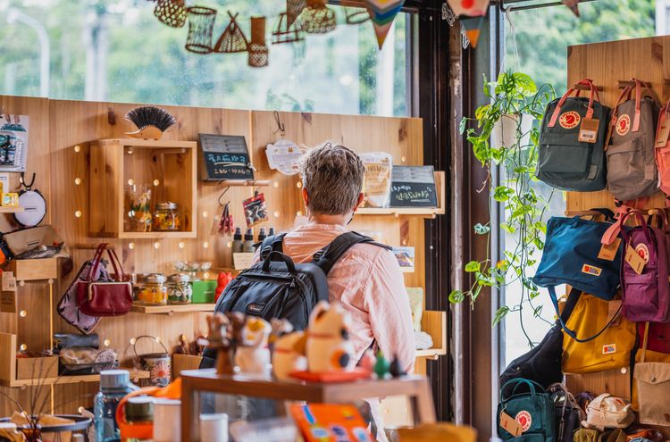 「然後工作室內」販售許多實用的生活選物。季子弘提供