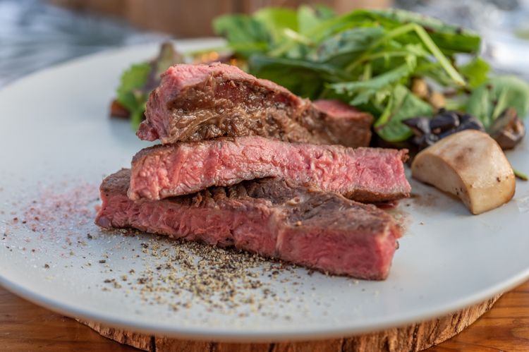 「ROOF私廚小酒館」為無菜單料理餐廳。季子弘提供