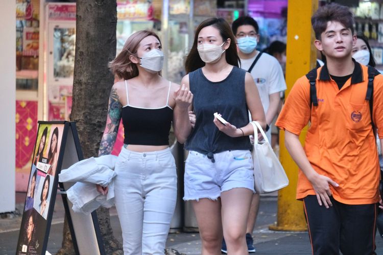 下周二清晨低溫可能僅20°C左右。陳志淵攝