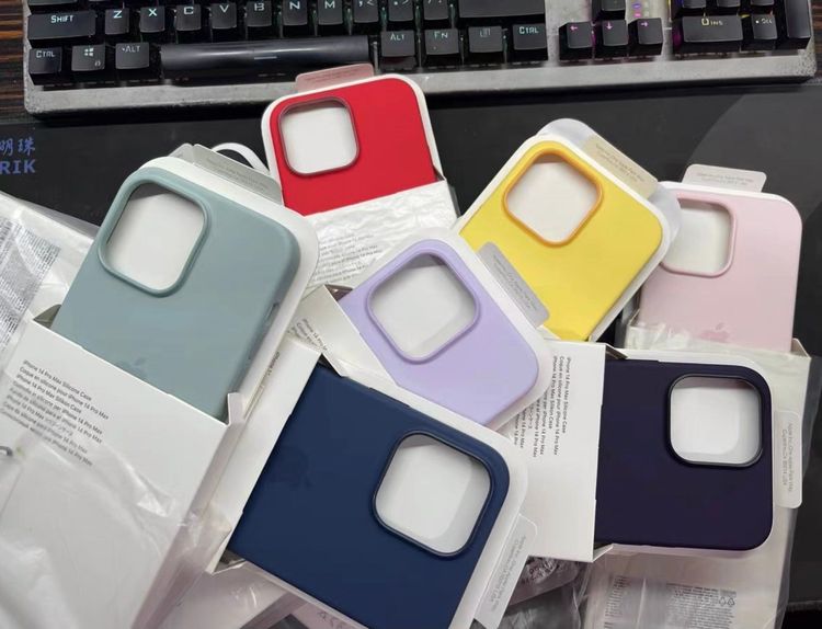 iPhone 14 矽膠保護殼實體樣式。取自推特