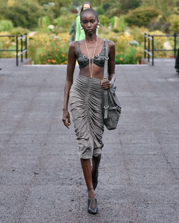 GIVENCHY 2023春夏系列大秀。品牌提供