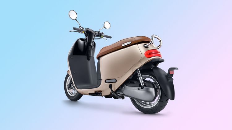 Gogoro開學季購車優惠，即起至930止，學生及教職員購Gogoro 2 Delight等指定車型，享限折5000元。取自Gogoro官網