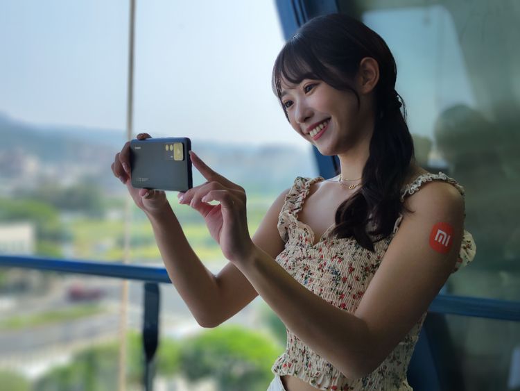 開HDR實拍圖：開啟後，模特兒明亮多了。王雪玲攝