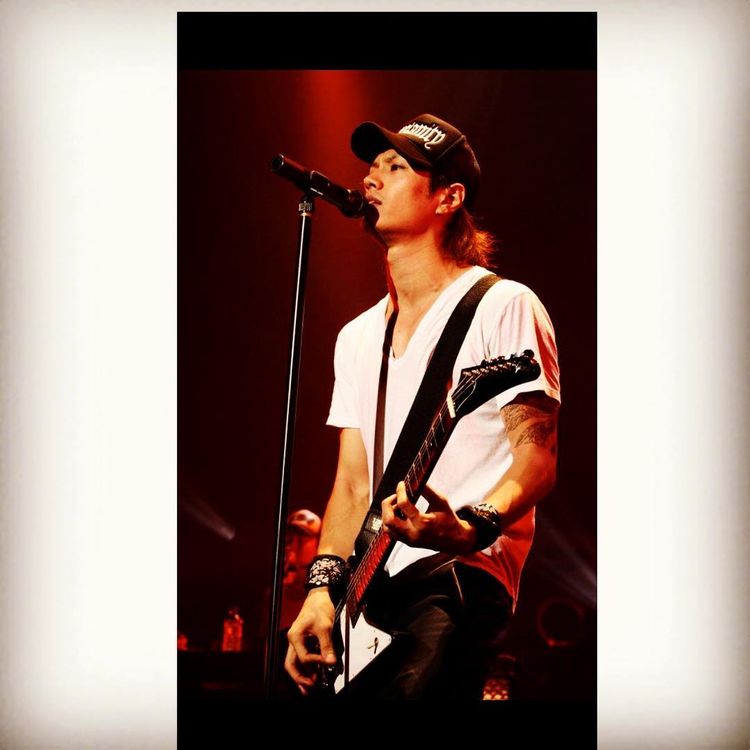 押尾學年輕的時候又會唱歌又會演戲，桃花超旺。翻攝押尾學IG