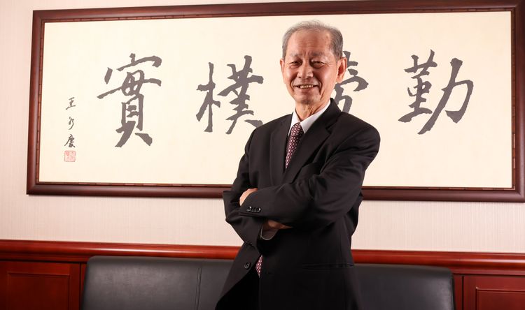 陳寳郎引用台塑集團創辦人王永慶的名言：「沒有賣不去的東西，只有賣不出去的價錢！」莊宗達攝