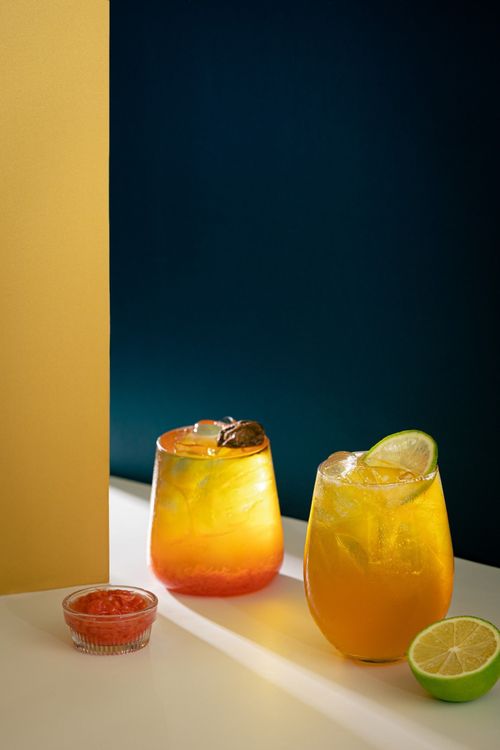 「早秋霜烏龍系列」9/22前任選兩杯系列飲品，嚐鮮價99元。業者提供