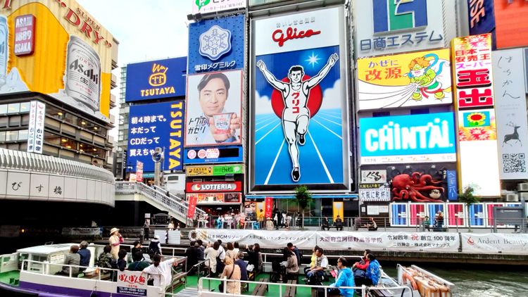 日本現階段規定，自9/7起開放打滿3劑疫苗旅客入境時，免提供起飛前72小時內COVID-19陰性檢測證明。田欣雲攝