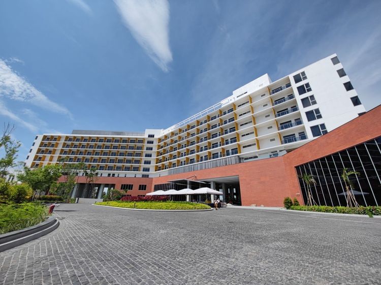 歷時3年精心打造的「福爾摩沙遊艇酒店」，今年6/21於台南安平盛大開幕。田欣雲攝