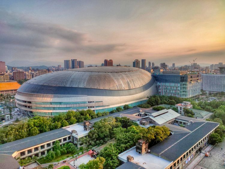 大巨蛋外觀。資料照片，葉志明攝。