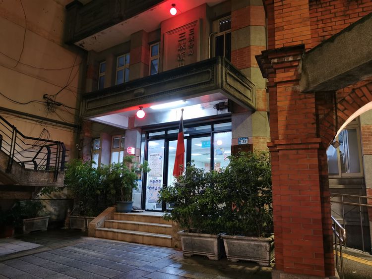 警方在一個多小時逮捕嫌犯。陸運鋒攝