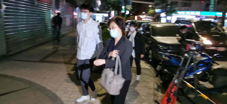 檢察官到場勘查。陸運鋒攝