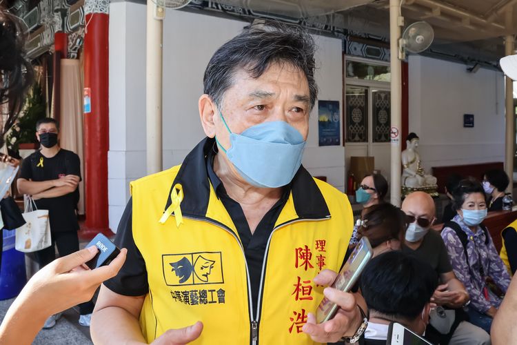 康凱到場致哀。趙世平攝