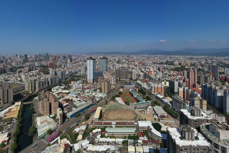 外圍重劃區房價漲幅高，帶動部分建商回歸台中舊市區。王鈞生攝