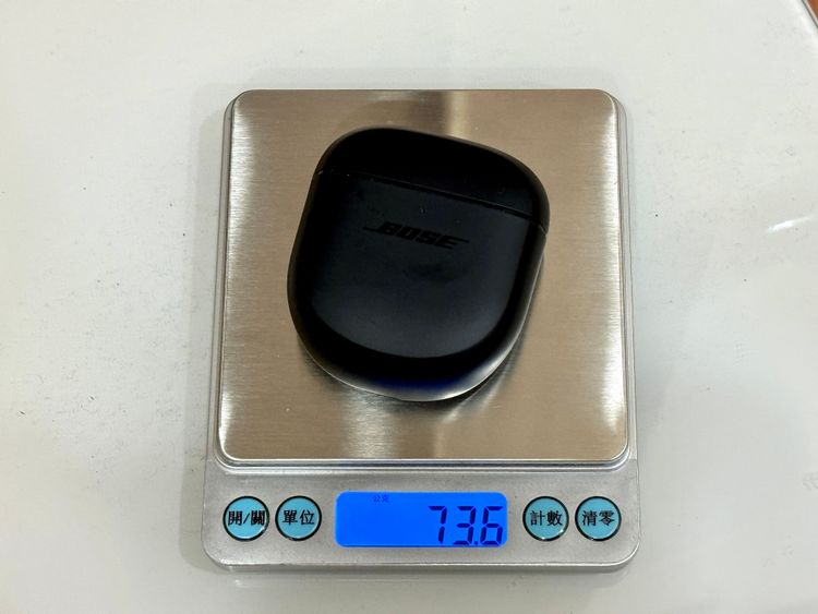 含耳塞的充電盒重量落在73.6公克。黃子倫攝