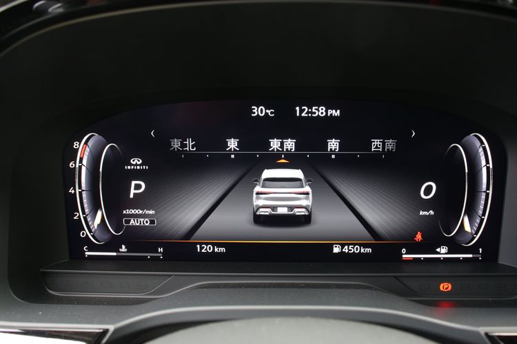嶄新的12.3吋數位儀表是Infiniti首度使用的科技，並且有相當新穎的顯示畫面。林浩昇攝