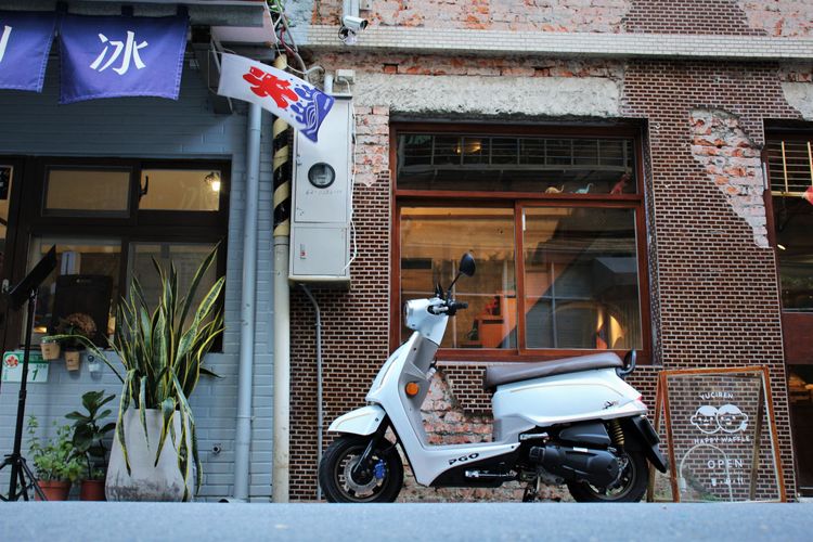 PGO Spring 125 B&W特仕版目前提供上市專屬優惠，期限到10/31為止。林浩昇攝