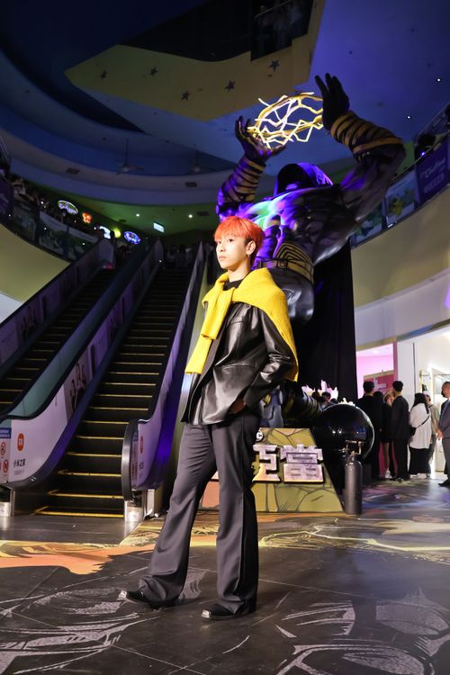 曹家齊。趙世平攝