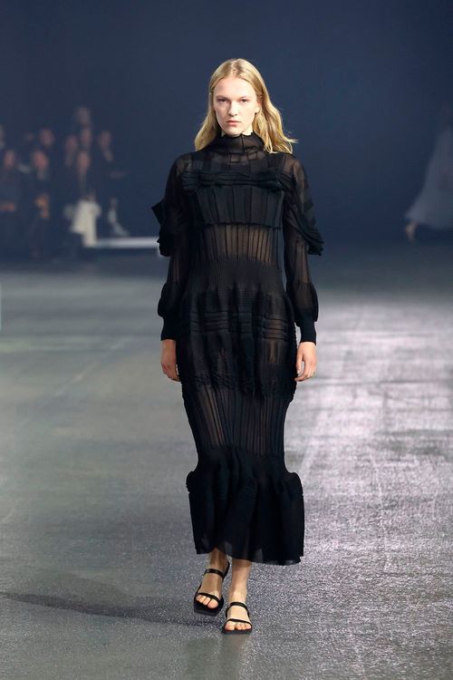 ISSEY MIYAKE 2023春夏系列大秀。品牌提供