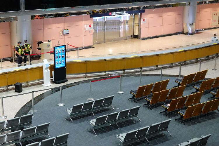 機場旅客驟減。施昂強攝