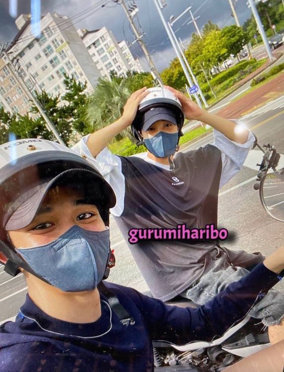 駭客曝光疑似是Kai和Lucas的出遊照。翻攝推特