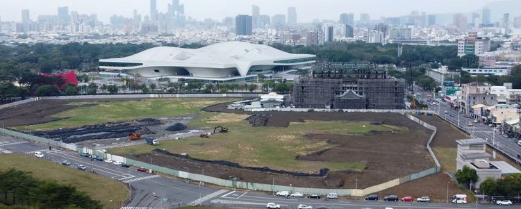 鳳山區近年來重大建設多，包括三井將投資百億元打造商場。網友Once Heart提供