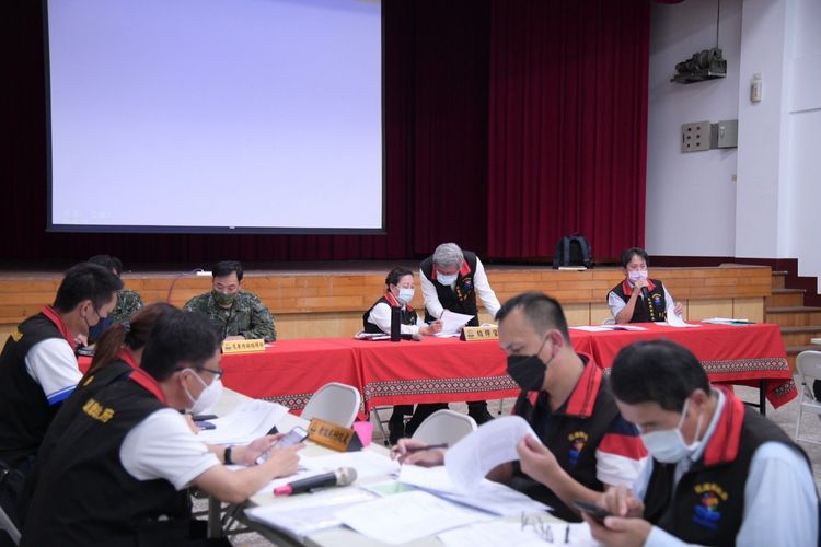 花蓮縣政府成立震災聯合服務中心。縣府提供