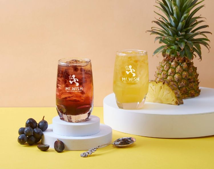 Mr.Wish-(右)鳳梨果粒茶 (左)葡萄果粒茶。業者提供
