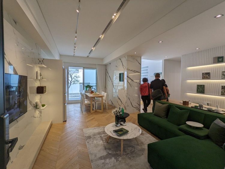 在連續升息的利空因素下，看房來客大幅減少，住宅市場價格漲幅受限，迫使投資客退場。示意畫面