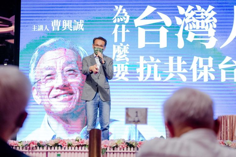 鄭運鵬說，共同保護台灣自由民主。鄭運鵬競辦供