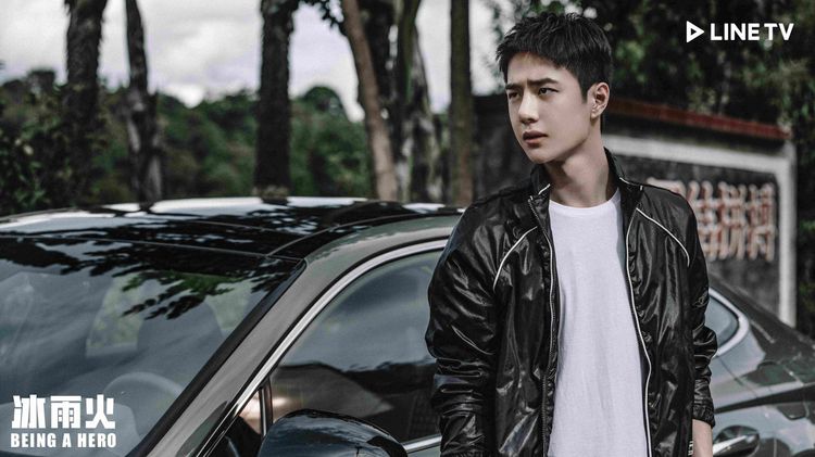 王一博飾演年輕警察「陳宇」。LINE TV提供