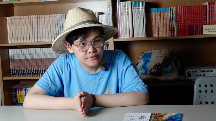 鍾華瑄患有輕度自閉症。莊宗達攝