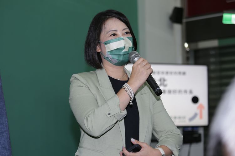 吳思瑤補充，國民黨應該為了截這張圖，截得很辛苦。翁玉信攝