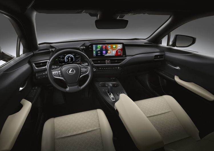 新的娛樂系統依車型配置8吋或12.3吋螢幕，並支援無線Apple CarPlay及有線Android Auto連結。原廠照片