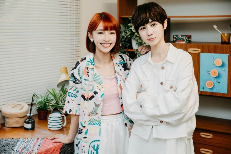 魏嘉瑩（右）客串好友溫妮的MV。WINNI工作室提供