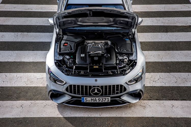 Mercedes-AMG開啟電動新紀元，以當家 V8 發動機為基礎，注入F1的油電混合技術。原廠提供