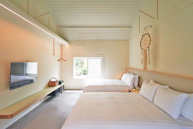 「忘山 Mountain」挑高四人房型。丘丘森旅提供