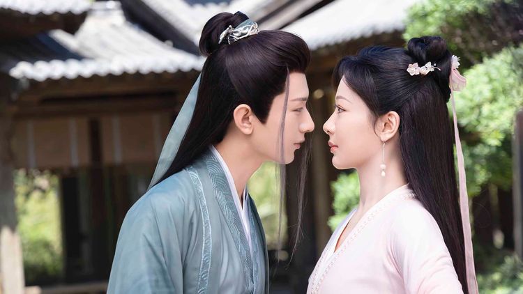 楊紫（右）和成毅在劇中從仙界愛到凡間。MyVideo提供